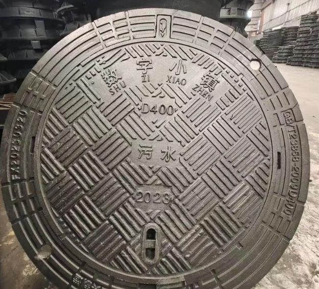军垦路街道球墨铸铁防沉降井盖展示